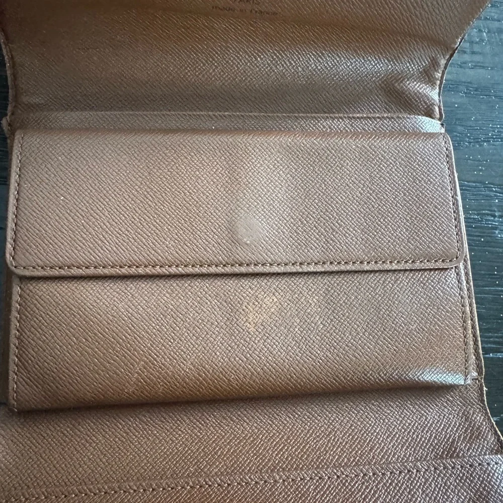 Louis Vuitton Trifold Snap Monogram Wallet